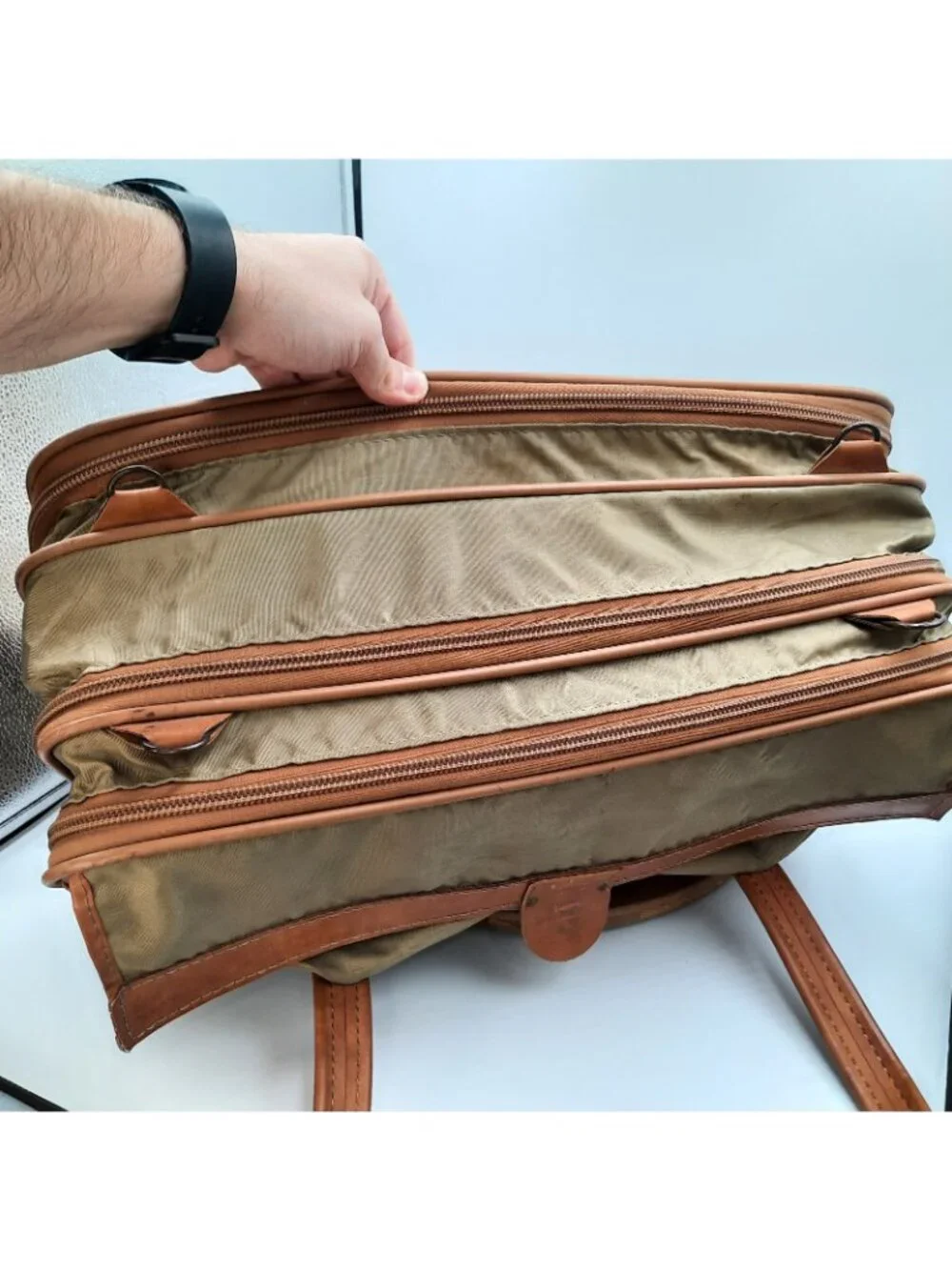 Vintage Hartmann Luggage Khaki Nylon Leather Trim Folding Zip Travel Garment Bag
